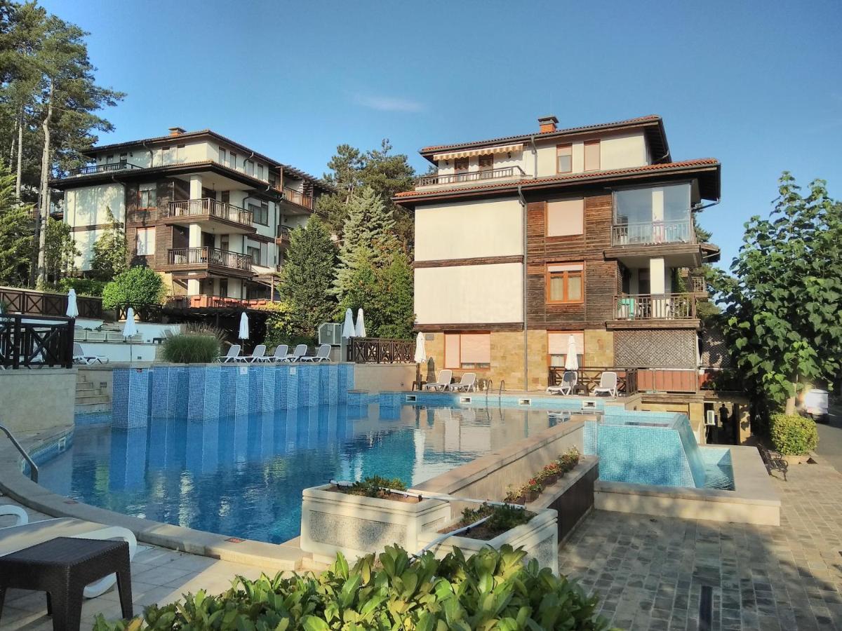 Private Holiday Flat By Seaside - Santa Marina- โซโซโปล ภายนอก รูปภาพ